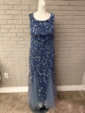 HY Women’s Evening Sequin Leaf Embroidered Dress Size 16W